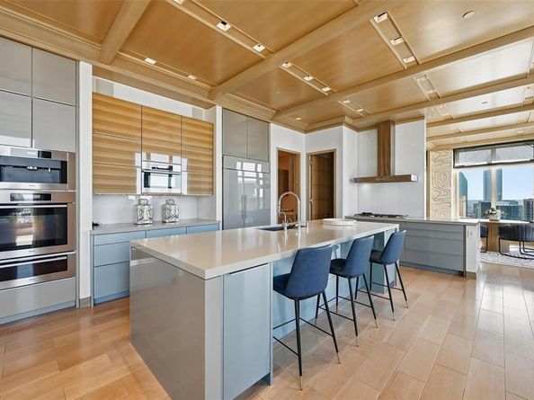 2555 N Pearl Street  2200, Dallas Texas 75201