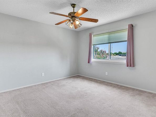 3024  Silver Springs Lane , Richardson Texas 75082