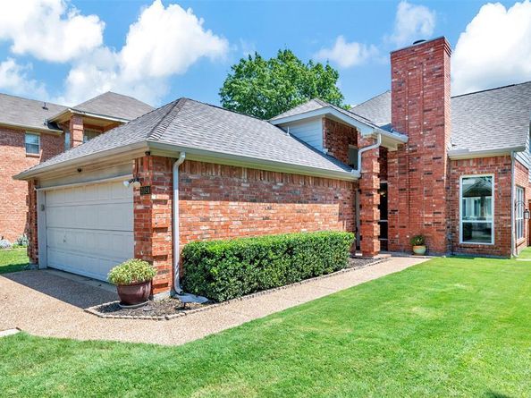 3024  Silver Springs Lane , Richardson Texas 75082