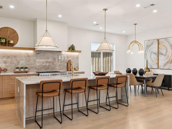 2022  Euclid Avenue , Dallas Texas 75206