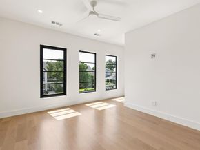 2022  Euclid Avenue , Dallas Texas 75206