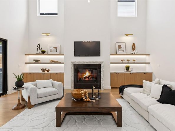2022  Euclid Avenue , Dallas Texas 75206