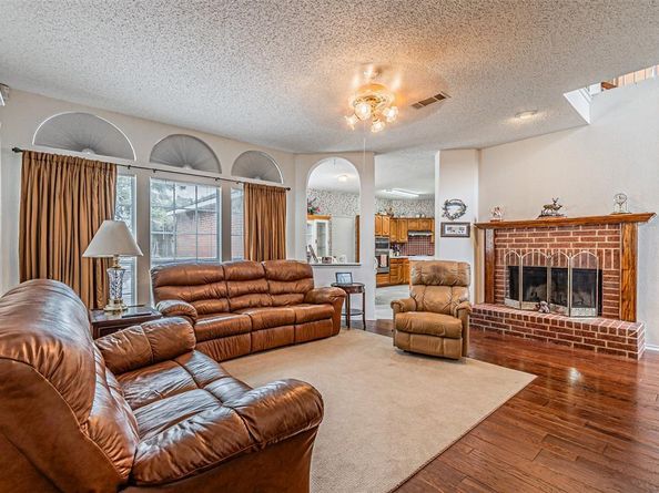 1018  Sumner Drive , Mesquite Texas 75149