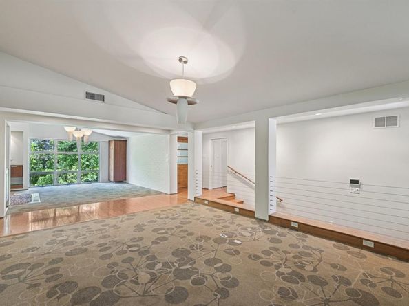 10369  Country Club Drive , Dallas Texas 75218