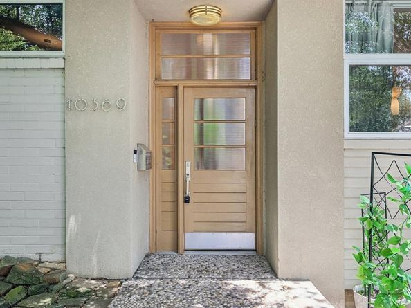 10369  Country Club Drive , Dallas Texas 75218
