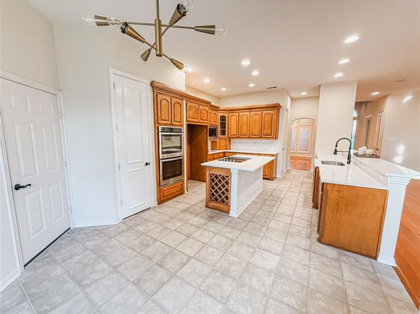 7201  Regency Court , Plano Texas 75024