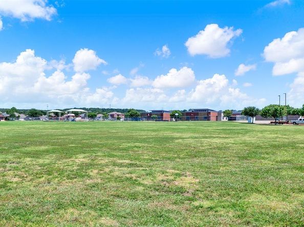 5722  Firethorn Drive , Dallas Texas 75249