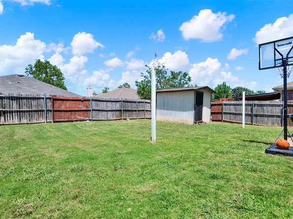 5722  Firethorn Drive , Dallas Texas 75249