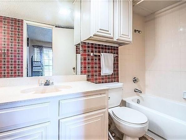 2320  Northlake Court , Irving Texas 75038