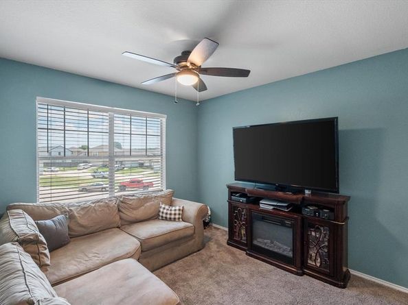 1704  Village Park Court , Burleson Texas 76028