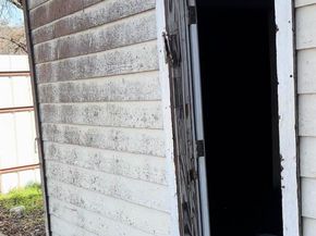 3641  Travis  , Fort Worth Texas 76110