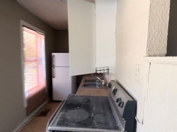 3641  Travis  , Fort Worth Texas 76110