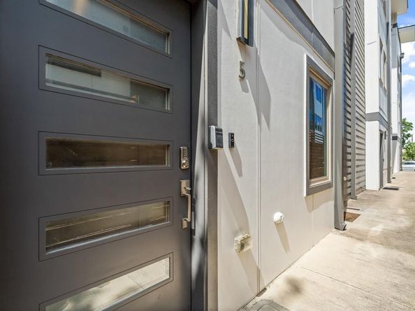 1118  Galveston Avenue  5, Fort Worth Texas 76104