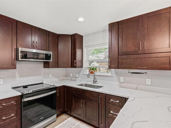 9013  Topperwind Court , Fort Worth Texas 76134
