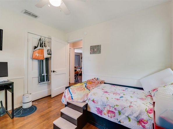 2136  Evergreen Street , Garland Texas 75041