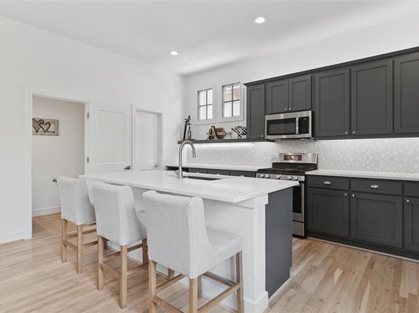 5065  Gaston Avenue  101, Dallas Texas 75214