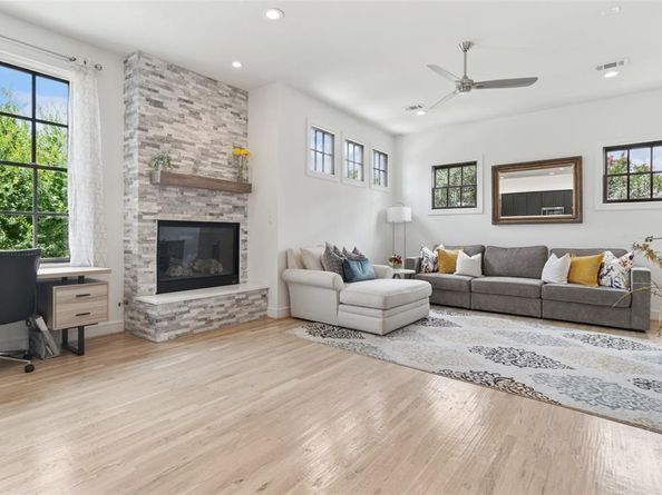 5065  Gaston Avenue  101, Dallas Texas 75214