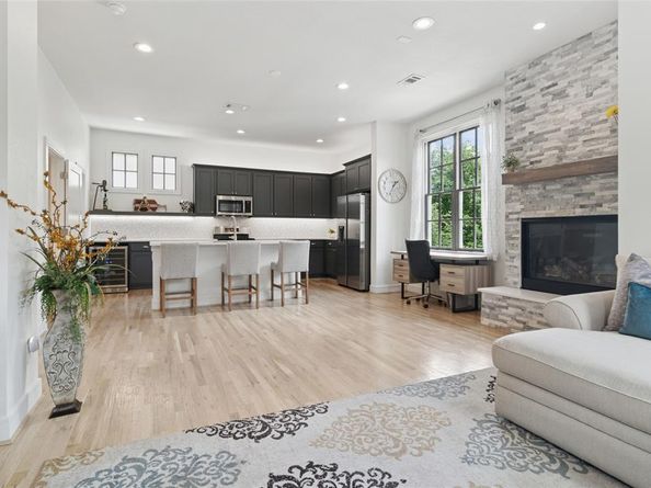 5065  Gaston Avenue  101, Dallas Texas 75214