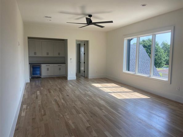 4074 S Better Drive , Dallas Texas 75229