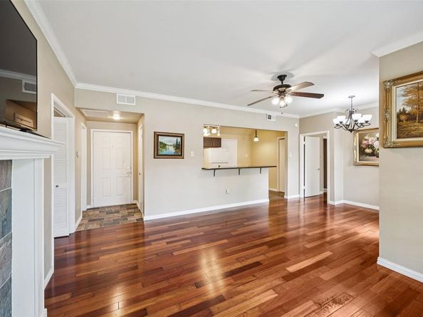 1700  Amelia Court  116, Plano Texas 75075