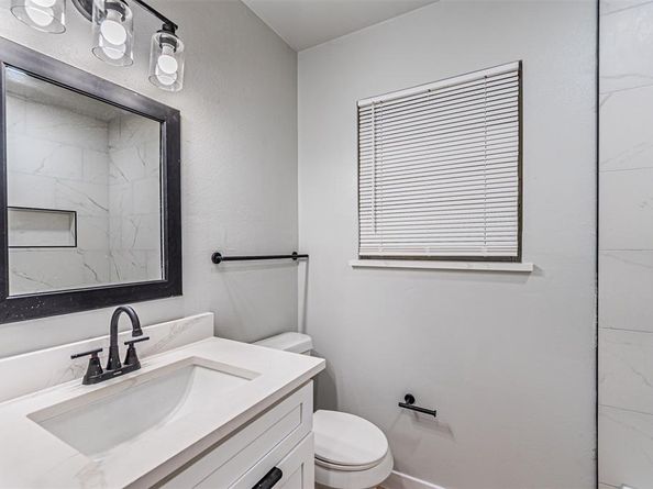 608  Laurel Street , Lancaster Texas 75134
