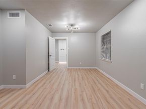 608  Laurel Street , Lancaster Texas 75134