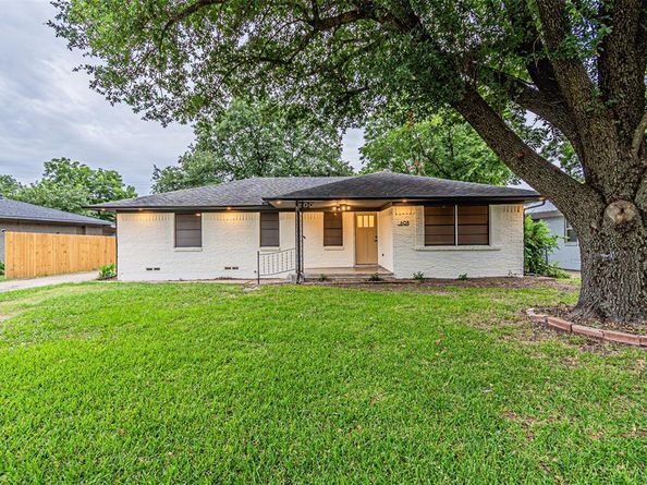 608  Laurel Street , Lancaster Texas 75134