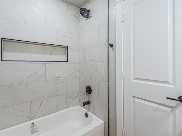 608  Laurel Street , Lancaster Texas 75134