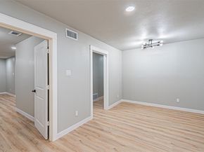 608  Laurel Street , Lancaster Texas 75134
