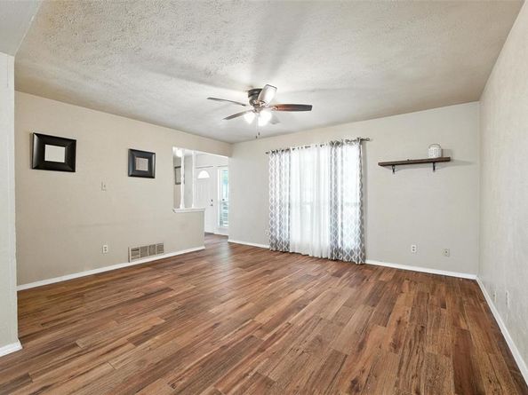 4128  Staghorn Circle S, Fort Worth Texas 76137