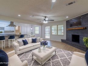6192  Wrigley Way , Fort Worth Texas 76133