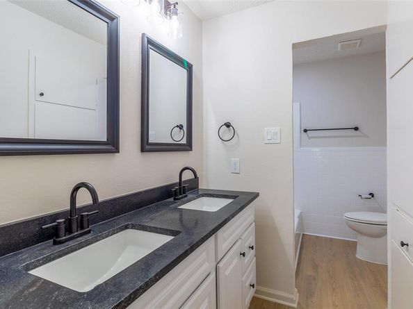 6192  Wrigley Way , Fort Worth Texas 76133