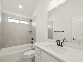 809  Turnbull Avenue , Fort Worth Texas 76247
