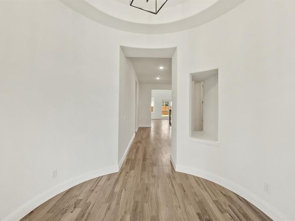 809  Turnbull Avenue , Fort Worth Texas 76247