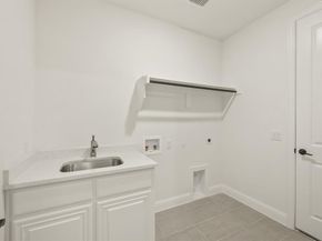 809  Turnbull Avenue , Fort Worth Texas 76247
