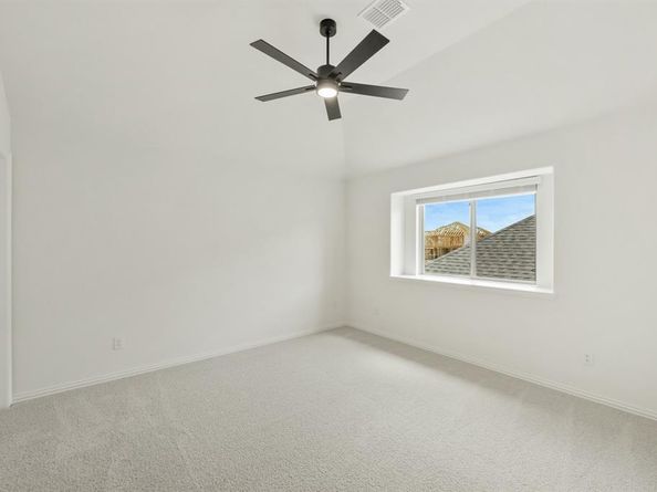 809  Turnbull Avenue , Fort Worth Texas 76247