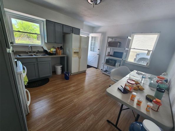 2931 W 11th Street , Irving Texas 75060
