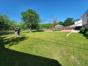 2931 W 11th Street , Irving Texas 75060