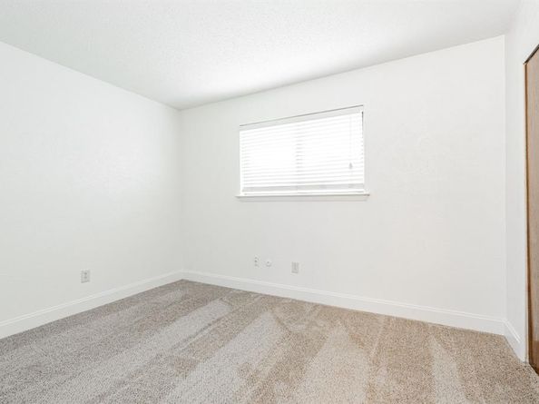 10906  Listi Drive , Dallas Texas 75238