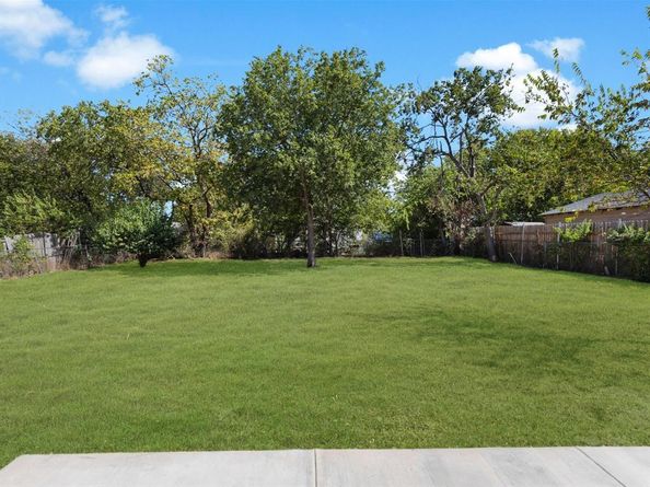 6032  Yeary Street , Lake Worth Texas 76135
