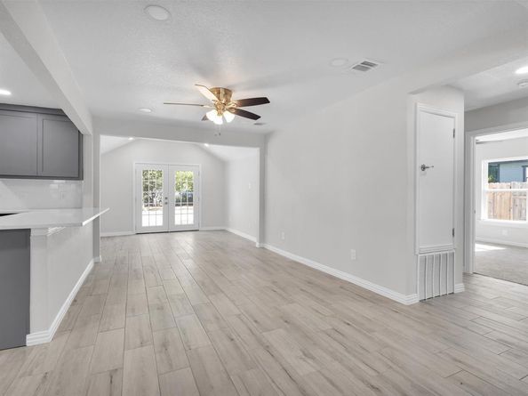 6032  Yeary Street , Lake Worth Texas 76135
