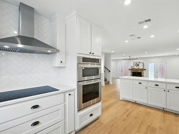 2143  Kessler Court  38, Dallas Texas 75208