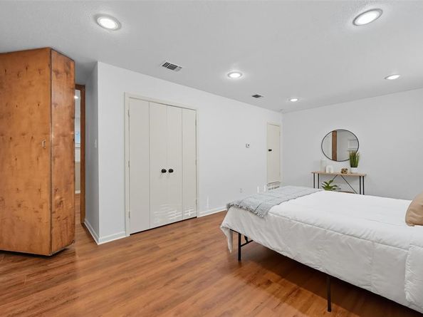 1310 W Cedar Street , Arlington Texas 76012