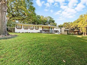1310 W Cedar Street , Arlington Texas 76012