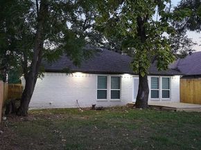 2617  birmingham Avenue , Dallas Texas 75215