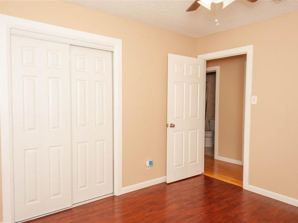 146 S Crestwood Boulevard , DeSoto Texas 75115