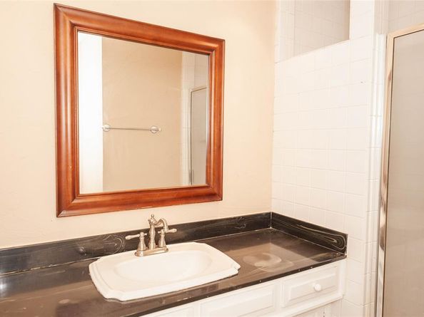 146 S Crestwood Boulevard , DeSoto Texas 75115