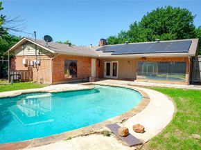146 S Crestwood Boulevard , DeSoto Texas 75115