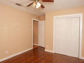 146 S Crestwood Boulevard , DeSoto Texas 75115