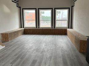 1401  Seegar Street , Dallas Texas 75215